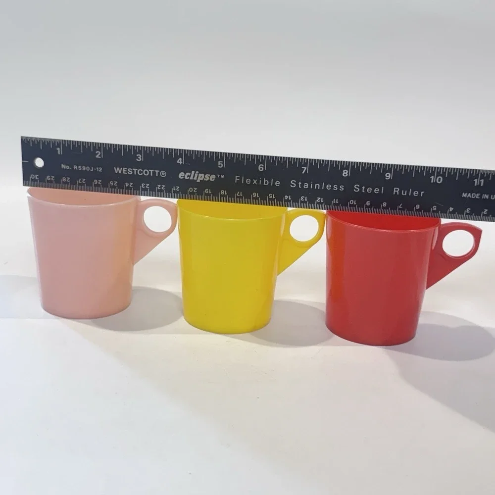 Vintage Gothamware 4 oz Plastic Tumbler Tea Coffee Cups Set of 3 Red Yellow Pink